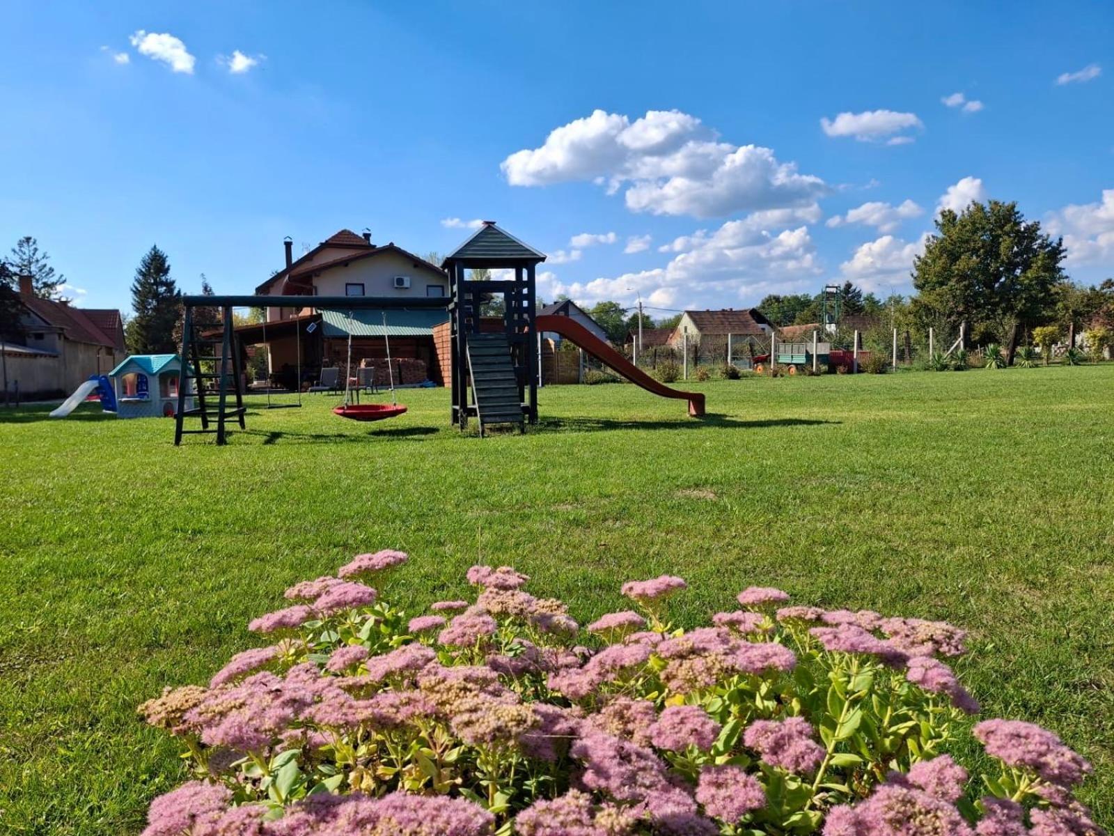Kuca Za Odmor Vallirea Kaptol Exterior foto
